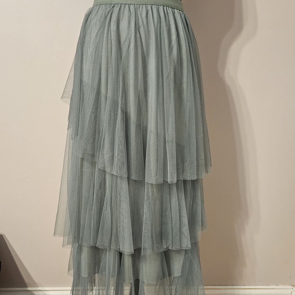 Chic Layered Tulle Maxi Skirt - Green